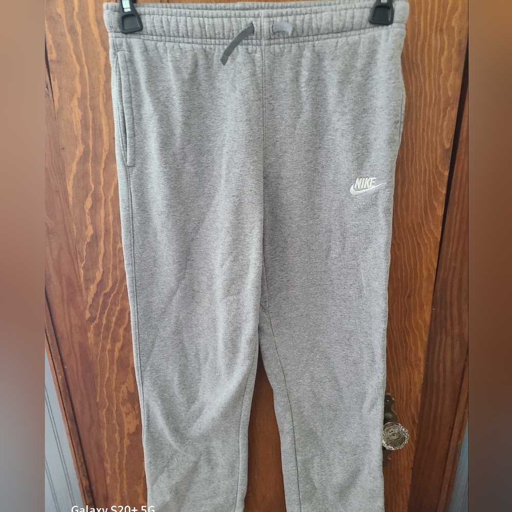 Nike fleece joggers gray boys XL